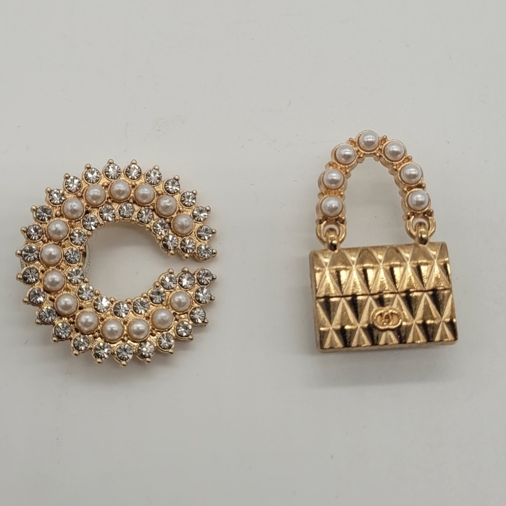 Crocs Jibbitz Charms 2pcs​​​